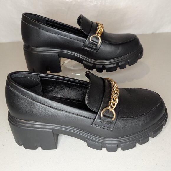 JustFab Leli Chain Detail Chunky Loafer Black & Gold | 7 - Picture 3 of 8